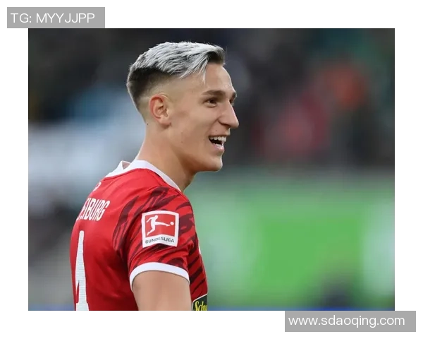 凯尔：我和施洛特贝克没对立；他的续约？在经济上咱们尽全力